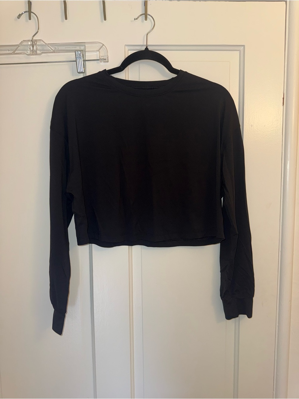 lululemon athletica Black Cropped Long-Sleeve Top